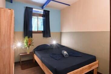 Playa 506 Beachfront Hostel