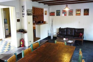 Отель Areco Hospedaje