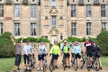 ホテル Château De Saint Loup