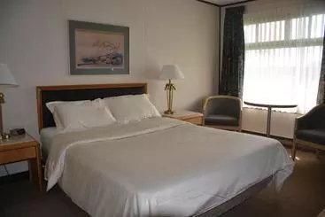Hotel Kc's Country Inn
