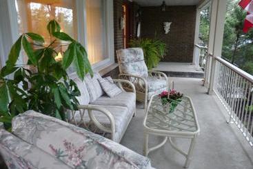 酒店 Les Diplomates B&b Executive Guest House