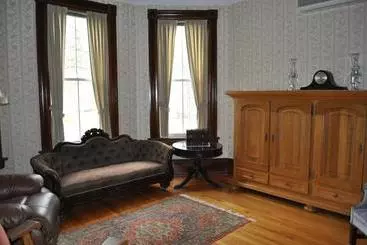 Hotelli Summerside Inn Bed And Breakfast