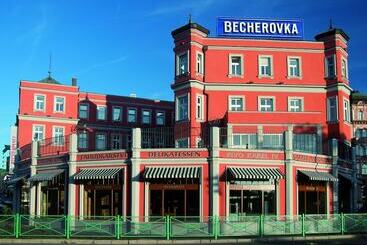 Hotel Apartmany Becherplatz