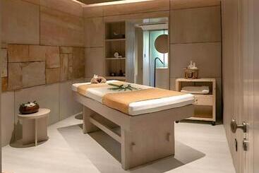 Resort The Source Herbal Detox Retreat