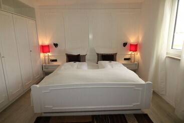 Apart Hotel Paradies