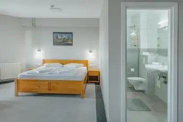 Hostel Teleki