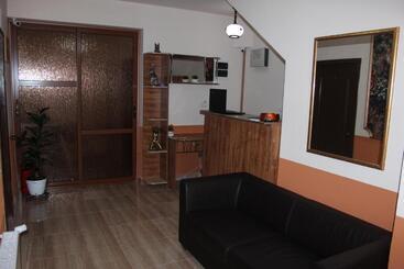 هتل Camere Apartament Steyna