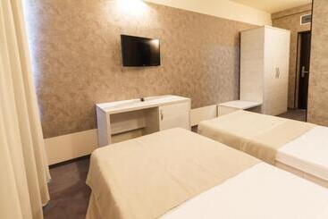 Ymy Hotels Târgu Jiu