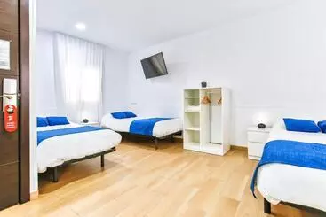 هتل Laramond Barcelona Rooms