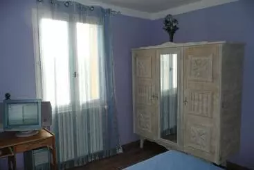 Bed & Breakfast Chambres D Hôtes Climatisées Avec Cuisine D été Villa Gour Du Peyrol