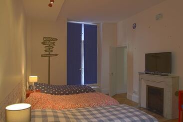 Bed and Breakfast Demeure Des Cordeliers Avec Parking Privé