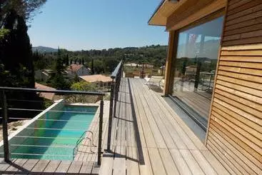 Bed and Breakfast Maison D Hotes "le Petit Rouvière"