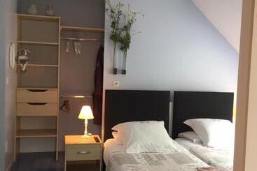 مبيت وإفطار Chambres D'hôtes Coteaux Sud