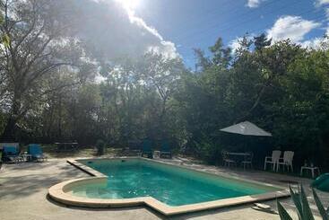 مبيت وإفطار Le Moulin Du Carla