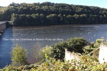 مبيت وإفطار Maison Porte Del Marty