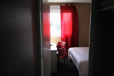 Отель Hôtel D'arcins