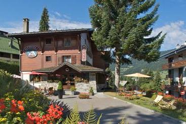 ホテル Alp Hôtel