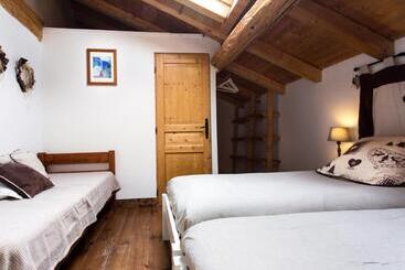 Bed and Breakfast Gite Auberge De Montvilliers
