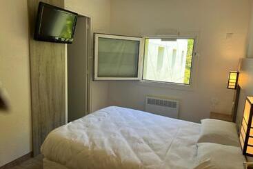 Hotel Class Eco Chambly