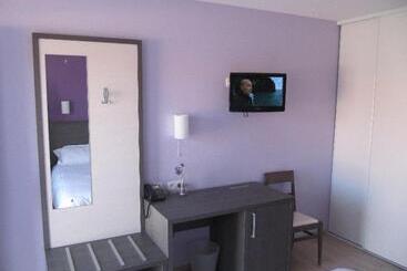 酒店 Hôtel Cantal Cottages