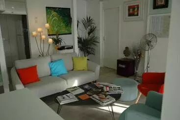 Hotel Le 81