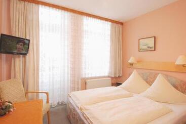 هتل Münchner Löwenbräu