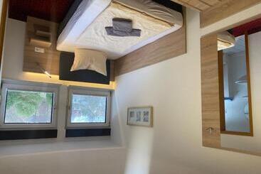 호텔 & Restaurant Am Wasser