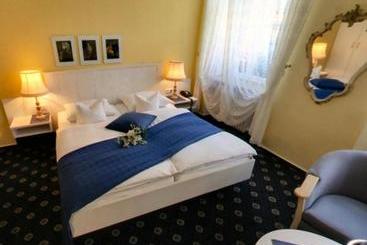 Отель Restaurant Drei Hasen