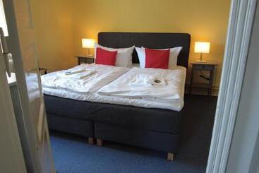 בית מלון כפרי Schollers Restaurant &