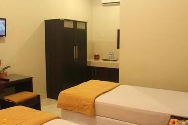 בית מלון כפרי Crown