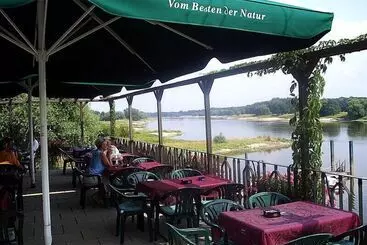 Hotel Elbterrassen Zu Brambach