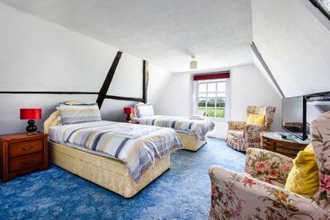 צימר Mangreen Country House