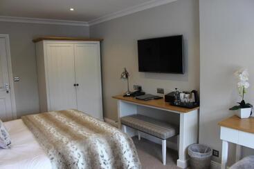 Отель Foyles Of Glasbury