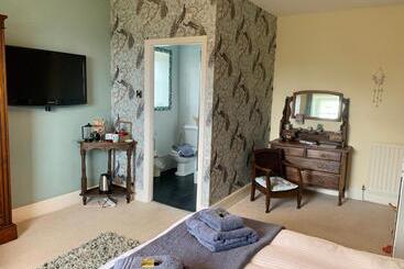 Low Gingerfield Farm B&b