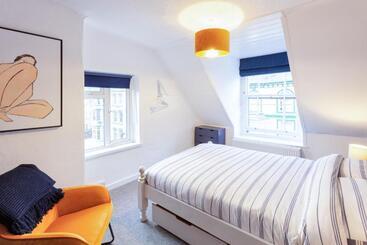 Ocean Backpackers Self Catering Hostel