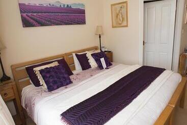 مبيت وإفطار Craig Park House