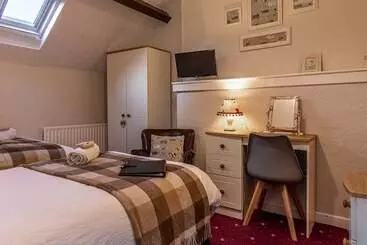 Bed and Breakfast Glyntwrog House