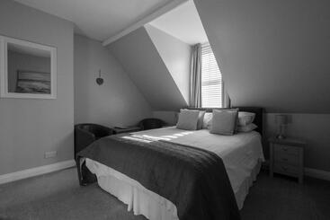 Bed and Breakfast Millbrook Guest House