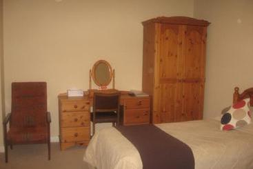 ベッドアンドブレックファースト Necarne Manor