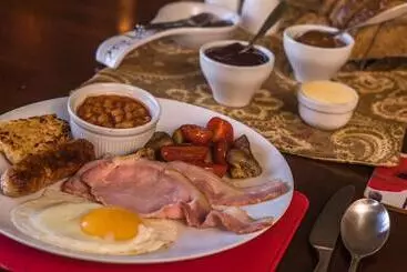 Dunroamin Bed & Breakfast