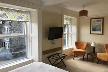 Bed and Breakfast Lawrenny Lodge