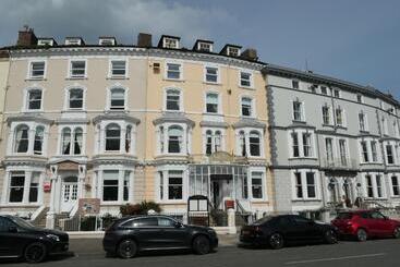 민박 The Cumberland