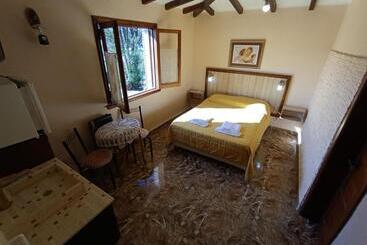 Castelar Hotel & Apart