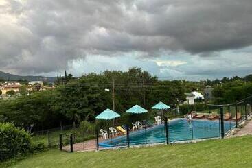 Castelar   Hotel & Apart