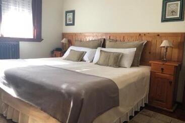 Hotelli Ca´montana Hostal Boutique