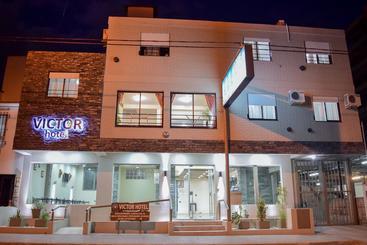 فندق Victor