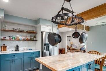 별장 Welcoming Gardiner Home Near Oregon Dunes Rec Area