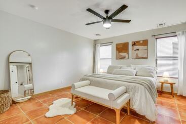 بيت ريفى Gorgeous Green Valley Home: Patio & Private Pool!