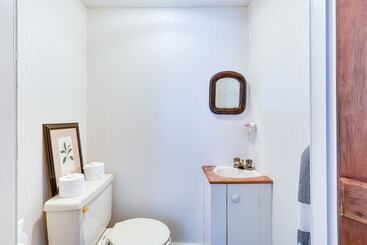 Kır Evi Litchfield County Historic Estate: 10 Acres + Pool