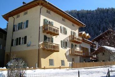 Szálloda Residence Ca  Delle Margherite